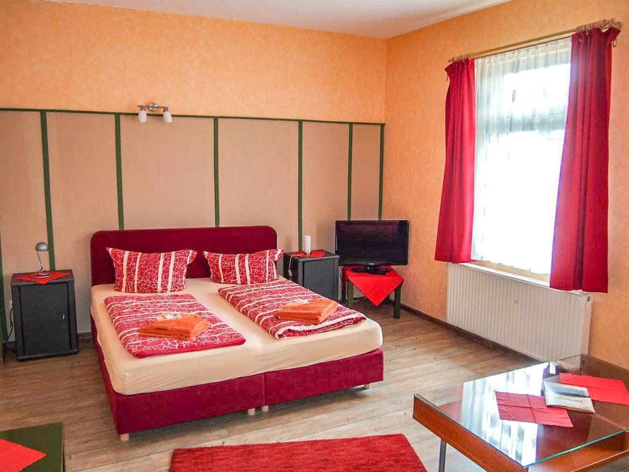 Отель Haus Saarland